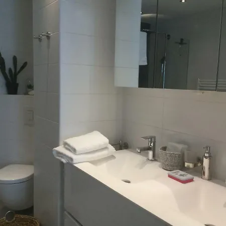 B&B Aan De Haven 엥크휘젠