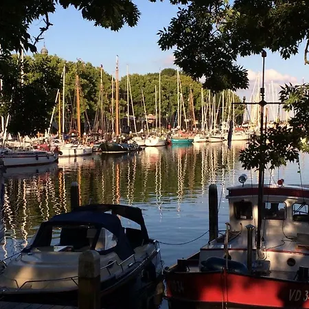 Aan De Haven * Enkhuizen